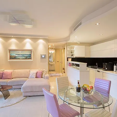 Premier Lux * Budva